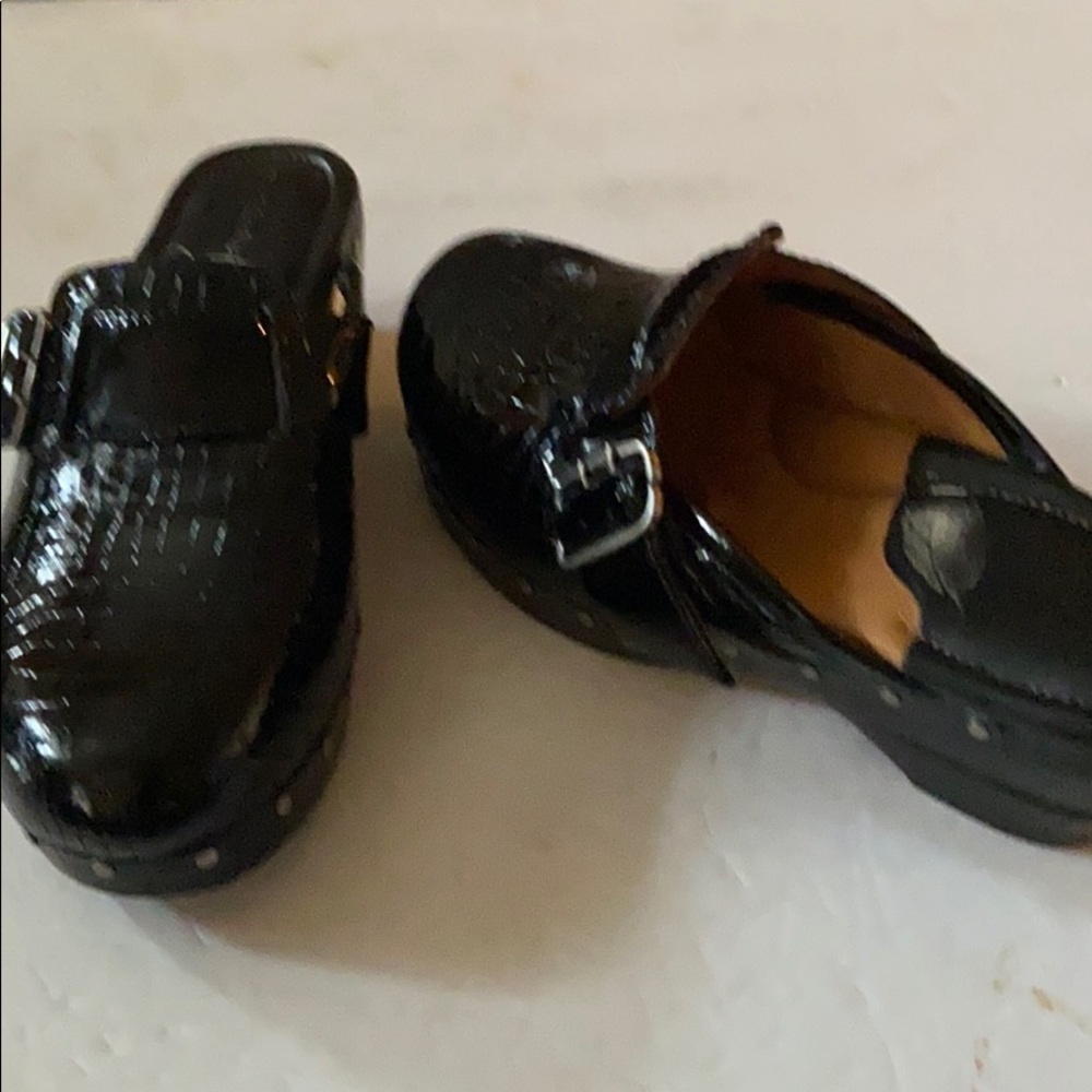 Nurture shoes